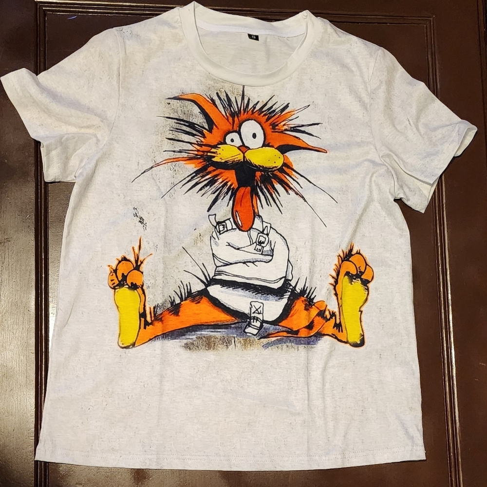 FREE w/purchase Graphic t-shirt NWT